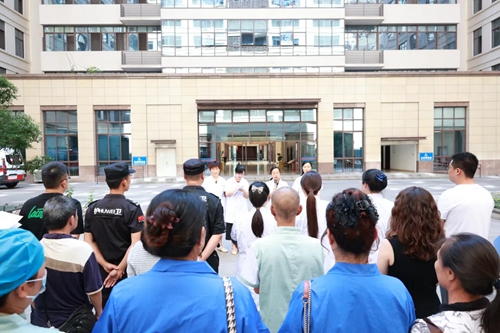 我院开展医疗废物泄漏应急演练